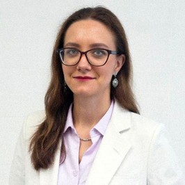 Автор статьи Басова Елена Александровна